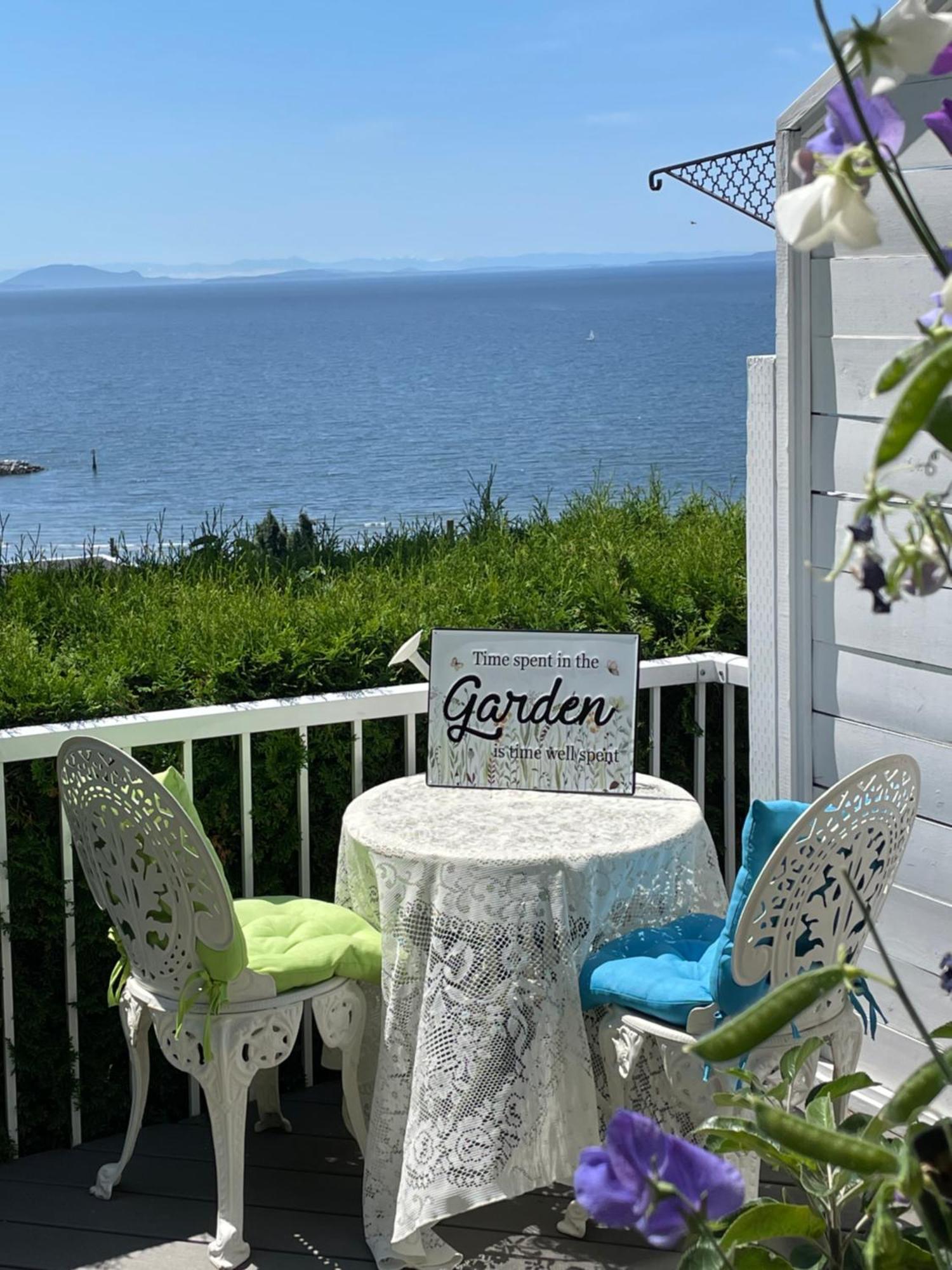 Donna'S Bed & Breakfast White Rock Eksteriør bilde