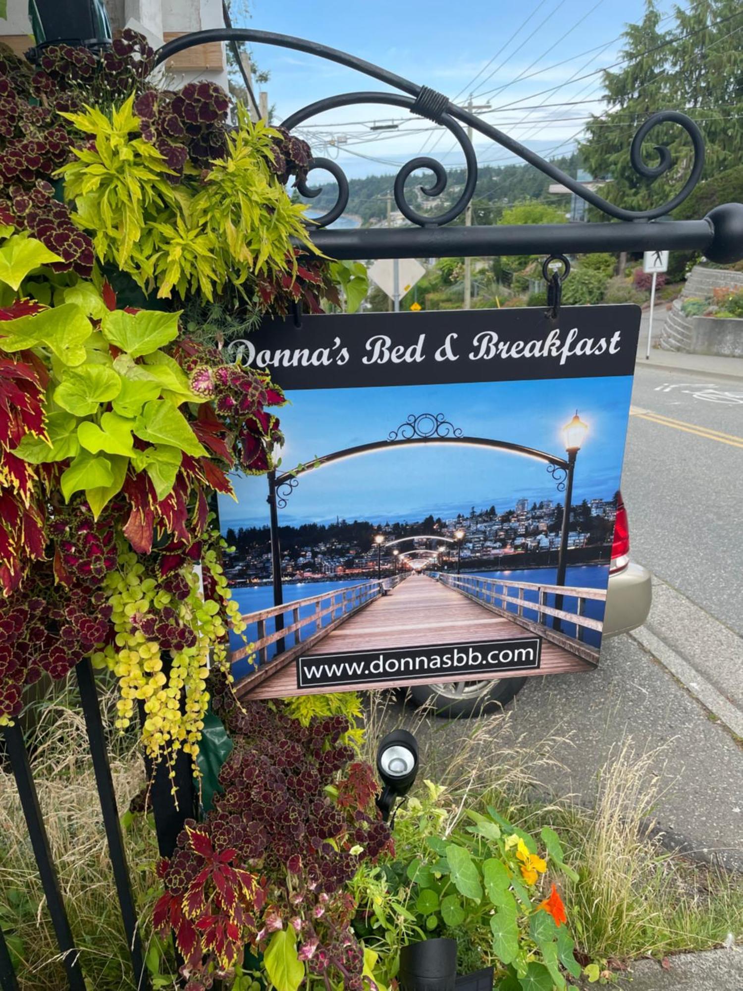 Donna'S Bed & Breakfast White Rock Eksteriør bilde