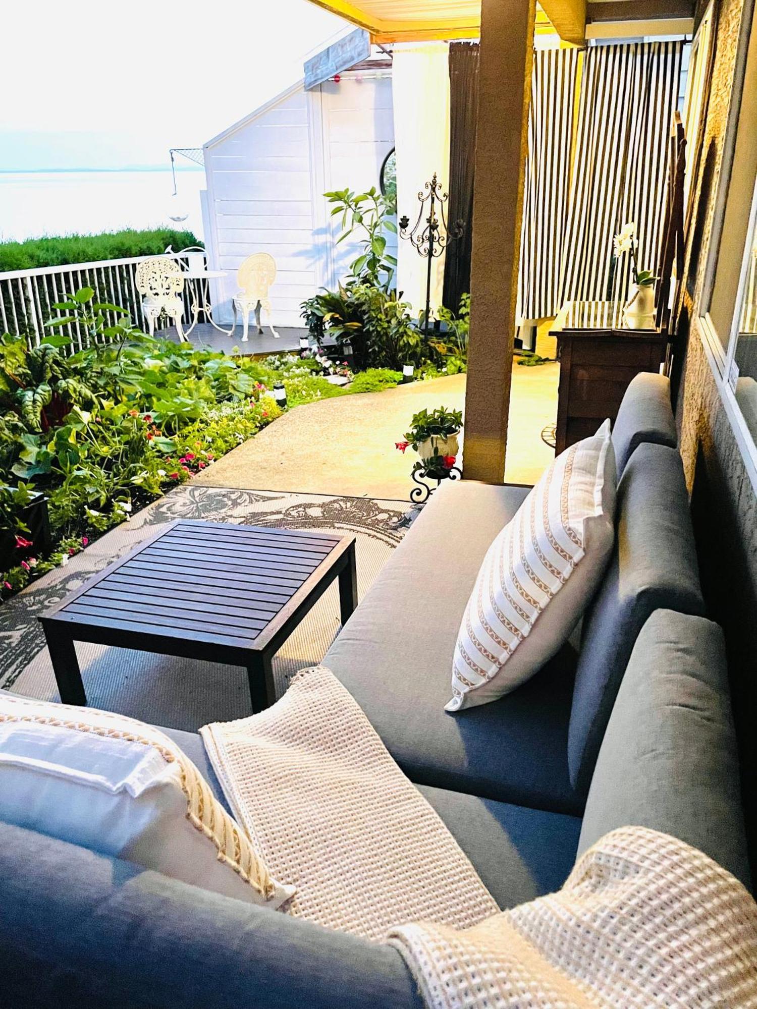 Donna'S Bed & Breakfast White Rock Eksteriør bilde