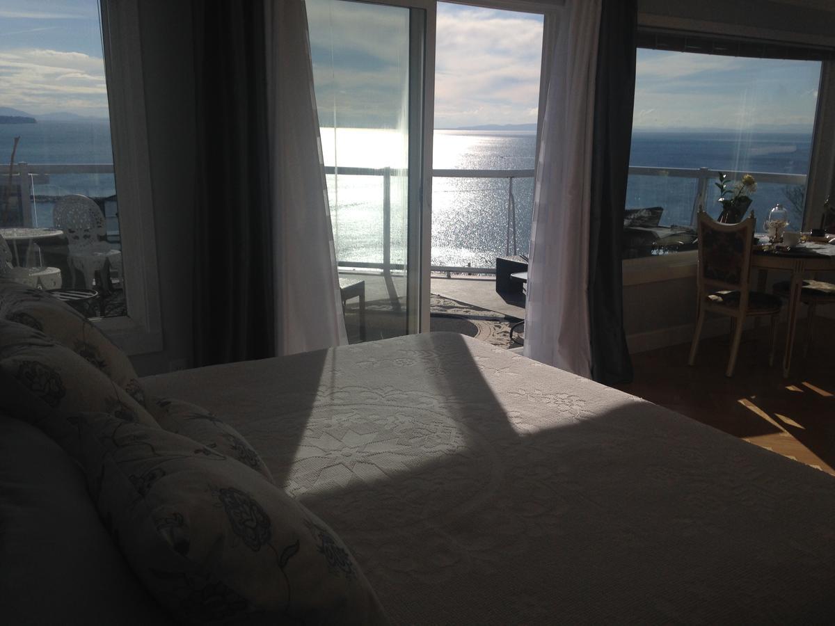 Donna'S Bed & Breakfast White Rock Eksteriør bilde